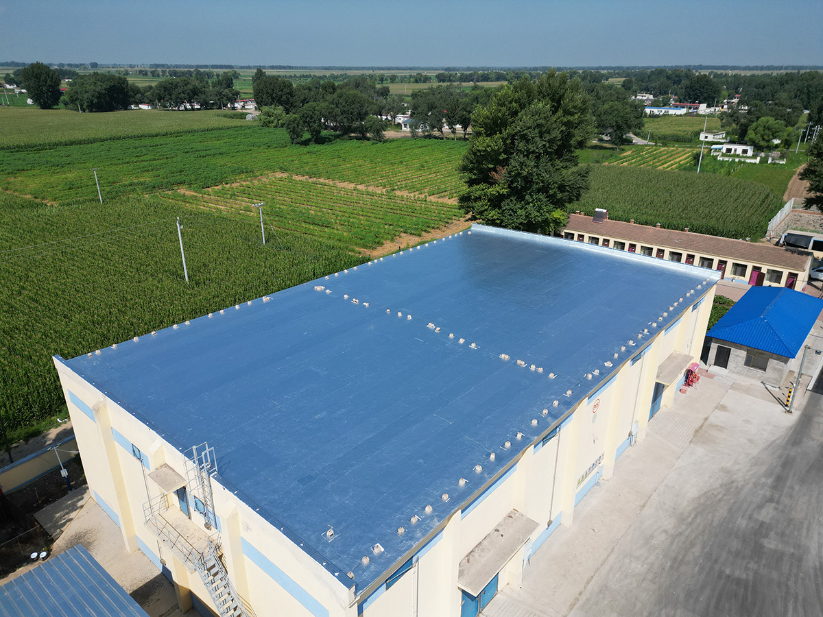 內(nèi)蒙古鄂爾多斯糧庫水泥屋面項(xiàng)目